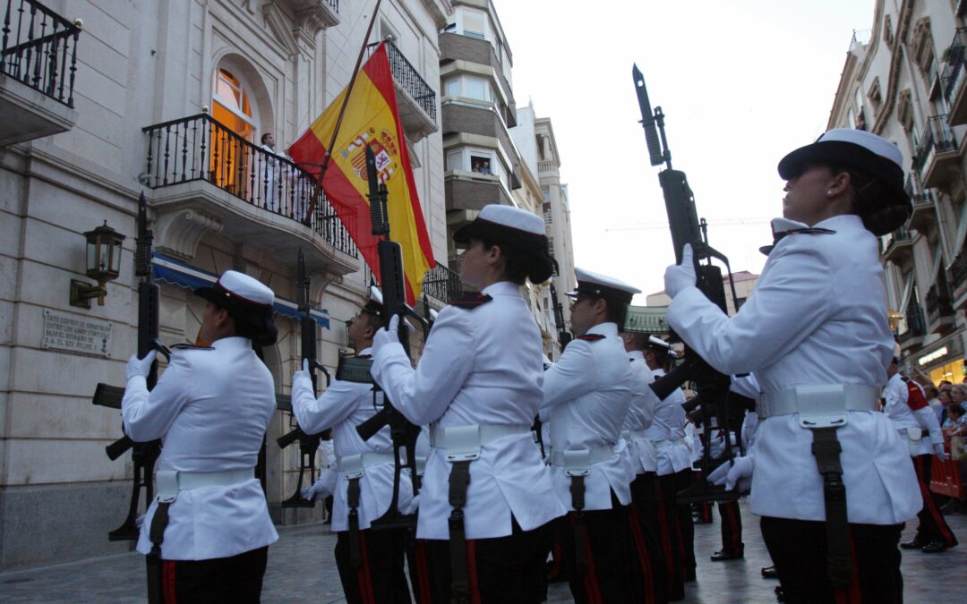 Arriado solemne de Bandera en Capitanía General de Cartagena