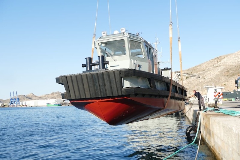 Alcántara Systems pone a flote la empujadora de submarinos Y 186