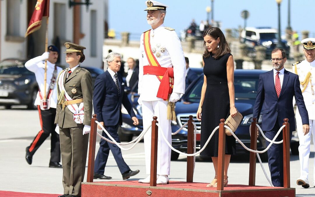 Su Majestad el Rey Felipe VI Preside la Entrega de Reales Despachos en la Escuela Naval Militar de Marín