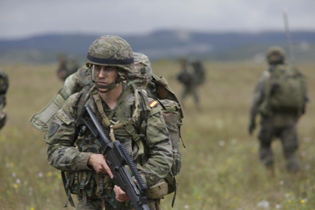 35438346_1557435941033554_4655362107796094976_n